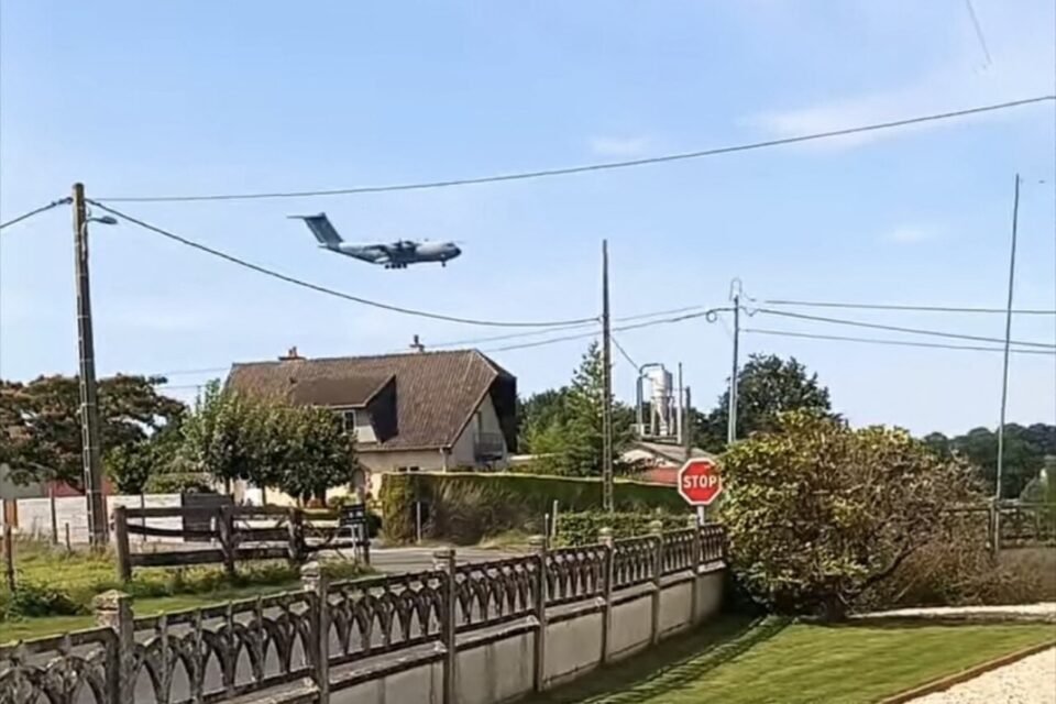 Quel est l'avion qui survole ma maison en ce moment 3 Quel est l’avion qui survole ma maison en ce moment