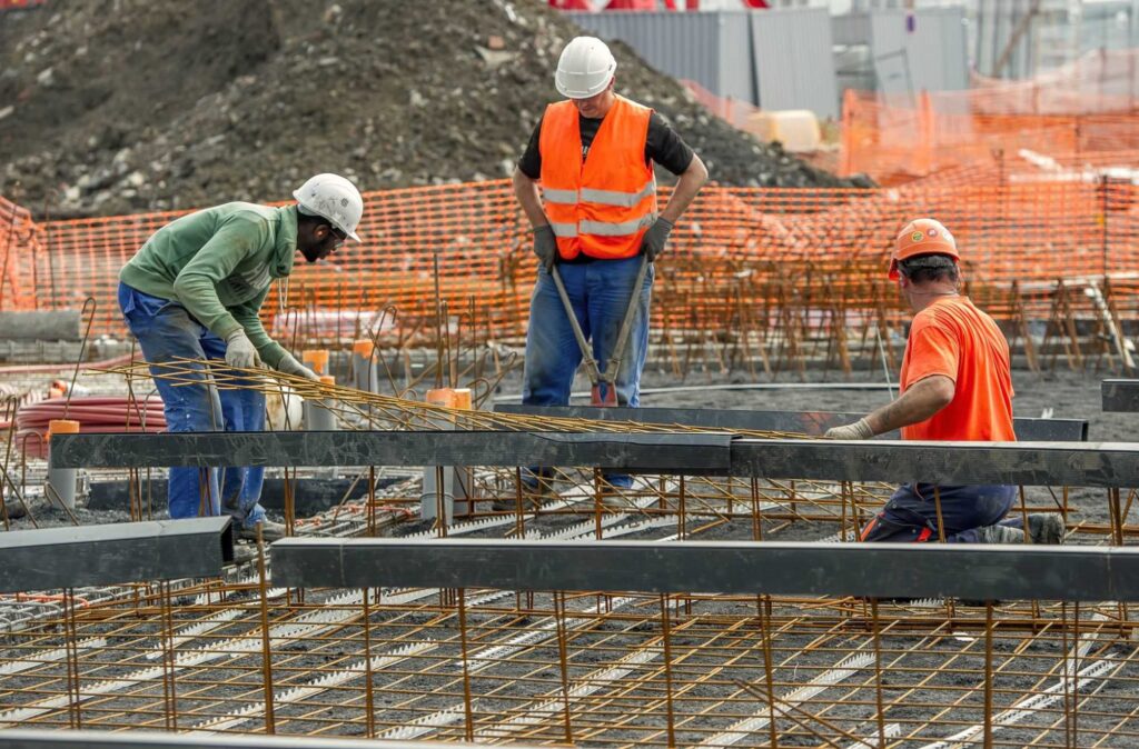 un chantier de construction en pleine activite