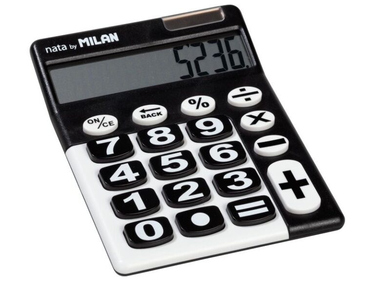 une calculatrice avec des chiffres en action